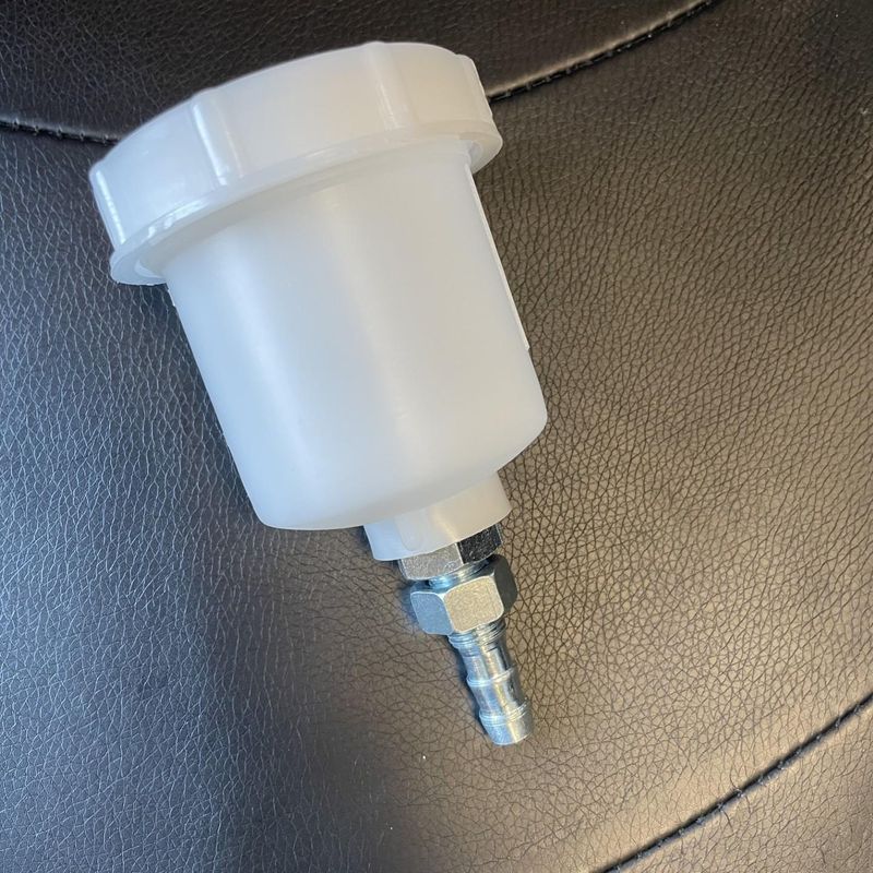 Bremsevæskebeholder, m/push-on fitting, RS3648